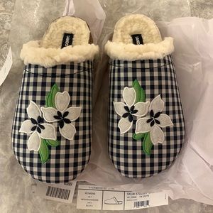 NEW Draper James Lands End slippers